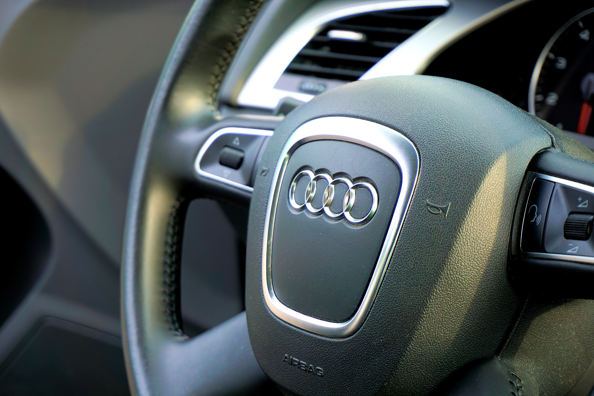 Audi TT steering wheel